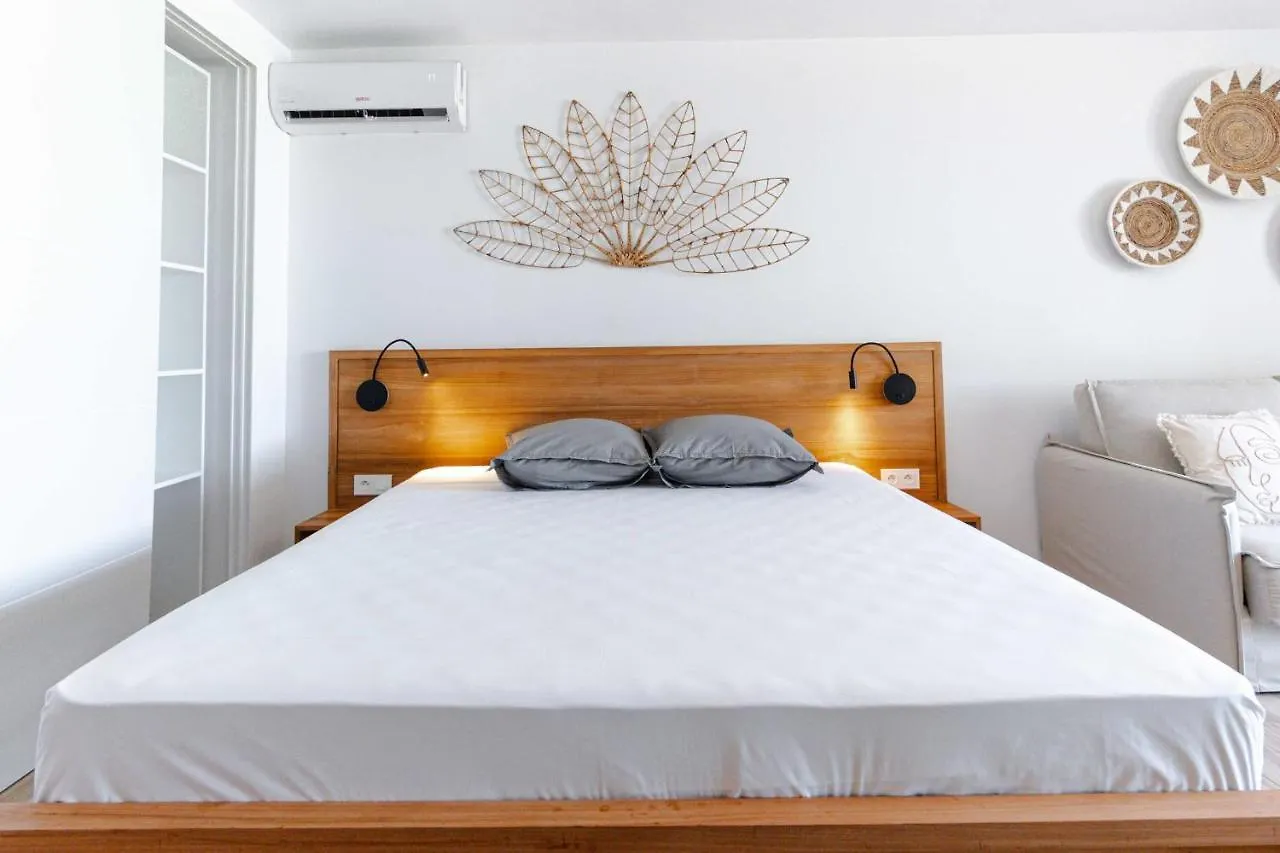 Orient Bay Beachfront Apartment